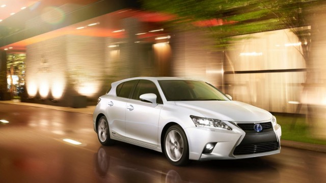 Lexus CT200h