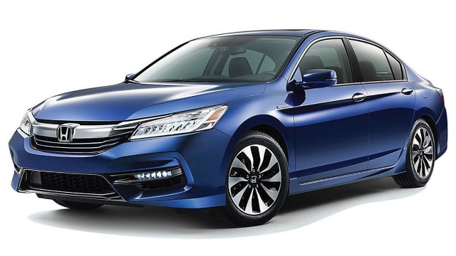 2017 Honda Accord Hybrid Is Now More Ful And Efficient Honda An Has Re Engineered Its 2017 Accord Hybrid And Now Claims It Is More Efficient Than Ever Spent Almost A Year In The Development Of