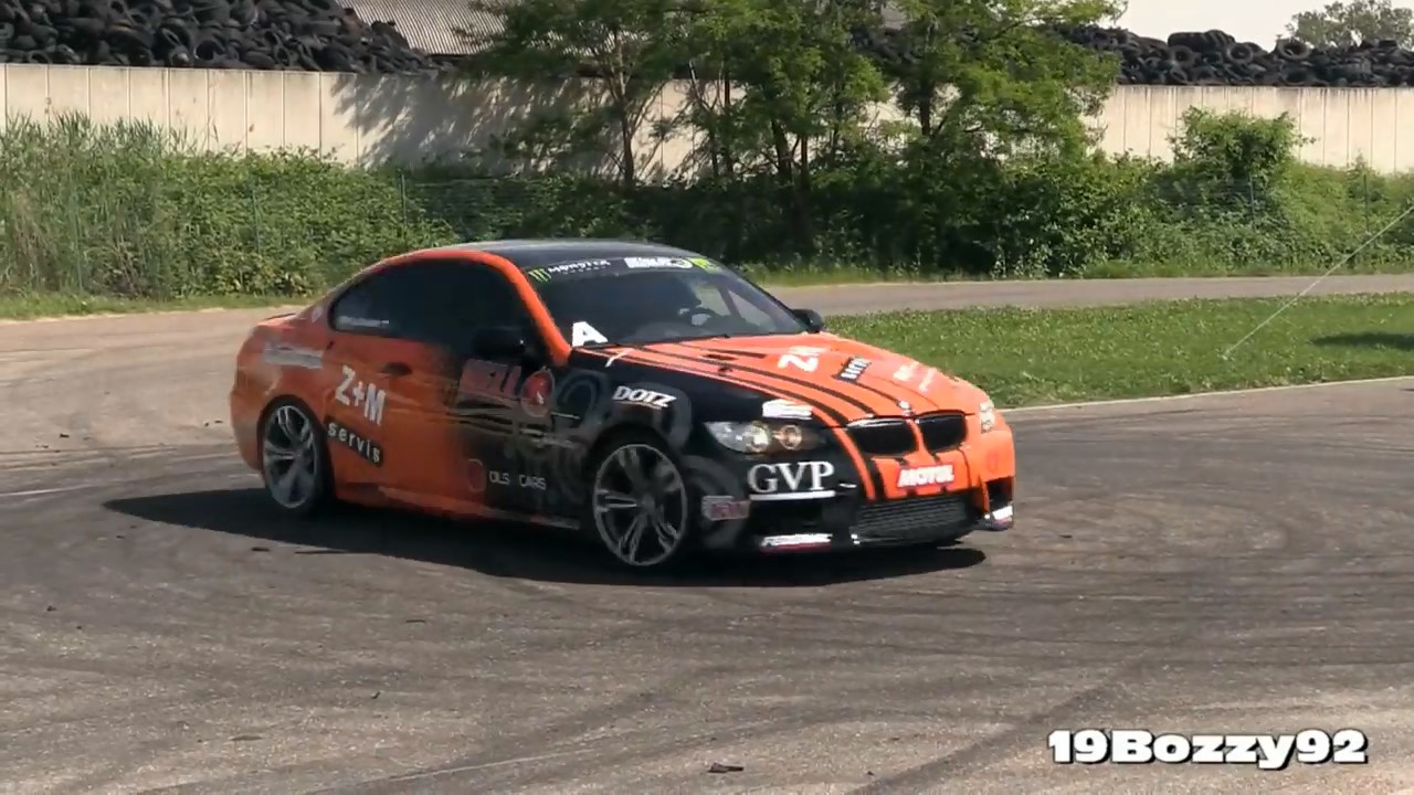 Video Watch The Toyota Powered E92 Bmw M3 Drift On A Track Pakwheels Blog