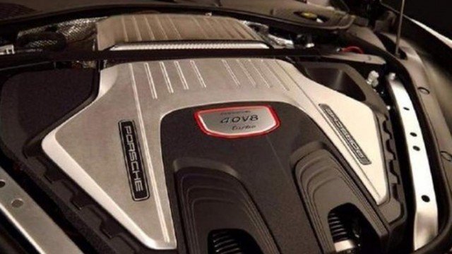 2017 Porsche Panamera Leaked Photos