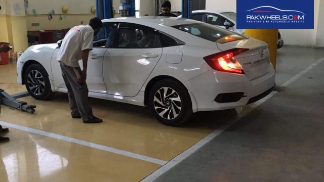 All New Honda Civic 1.8-liter VTI Oriel in Pakistan
