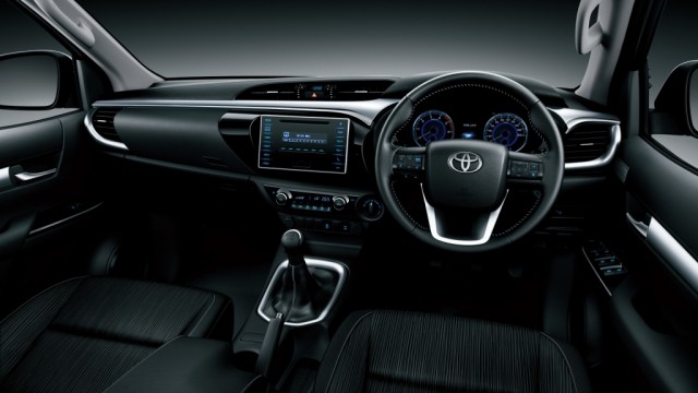 2016 Toyota Hilux Debuts With New 177hp Diesel 33 Photos Amp Videos 2016 Toyota Fortuner Interior Philippines 2016 Toyota Fortuner Interior Philippines