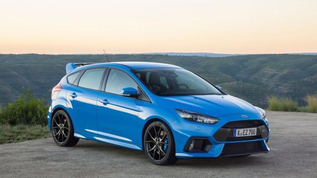 Ford-Focus_RS-2016-1600-07