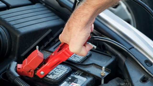 The Right Way to Jump Start Your Car