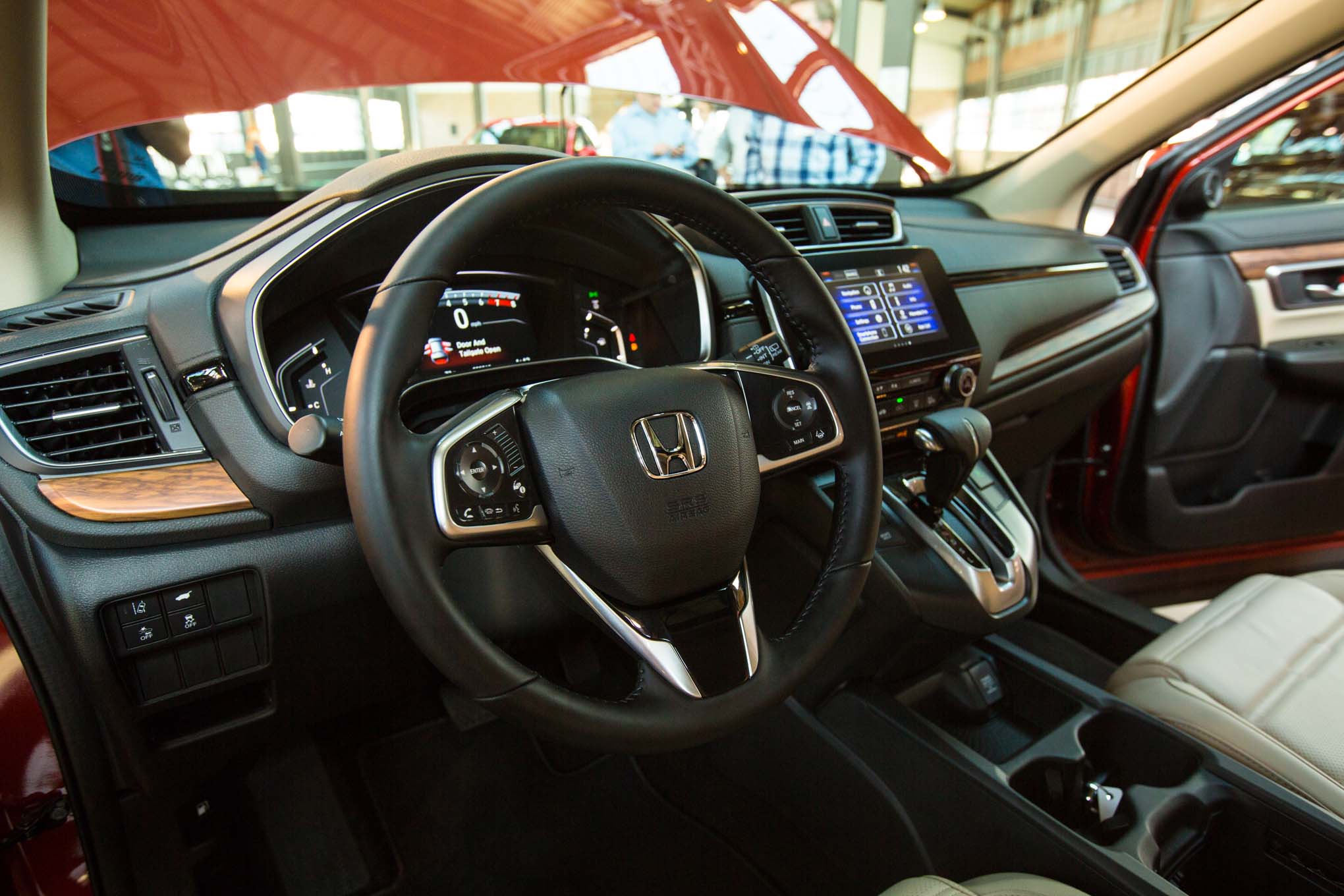 2017 Honda Cr V Interior Pakwheels Blog