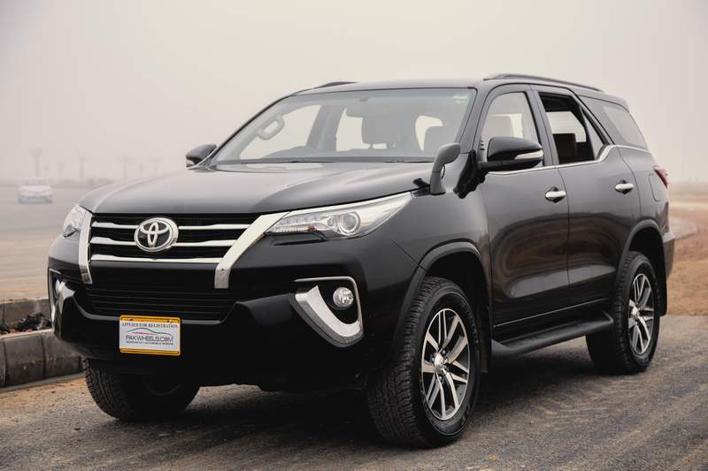 Toyota Fortuner 2017 - Test Drive and Review - PakWheels Blog