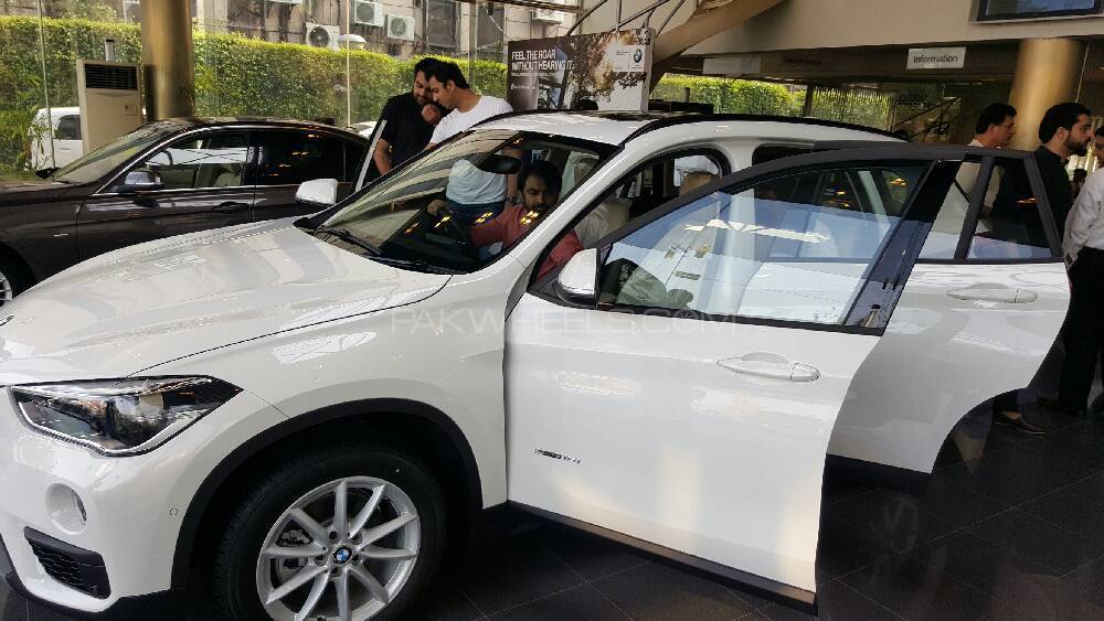 Bmw X1 Makes Its Way To The Used Car Listing Of Pakwheels Com