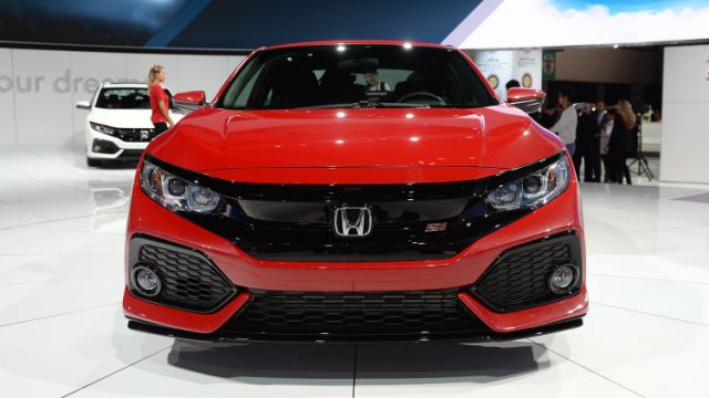 Everything We Know About the 2018 Honda Civic Si - PakWheels Blog