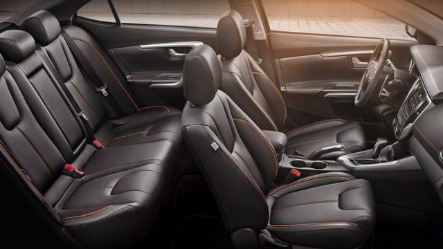 mitsubishi-grand-lancer-seats