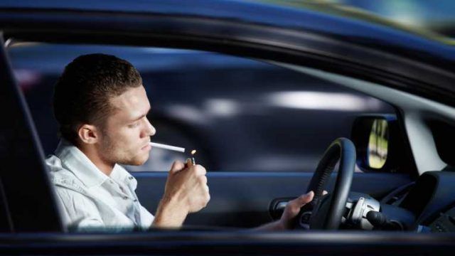 ban-smoking-in-car