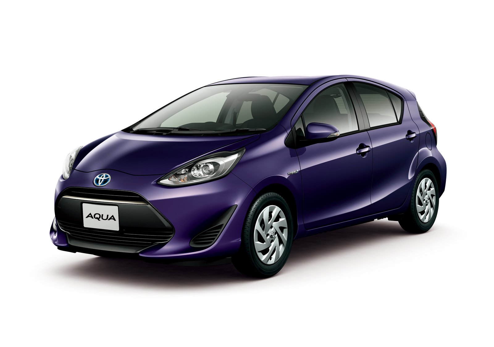 toyota-aqua-7