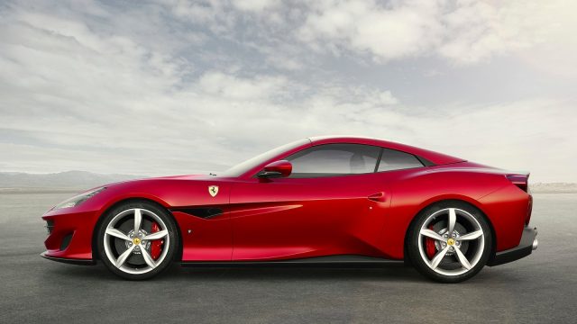 ferrari-portofino-2018-1600-03
