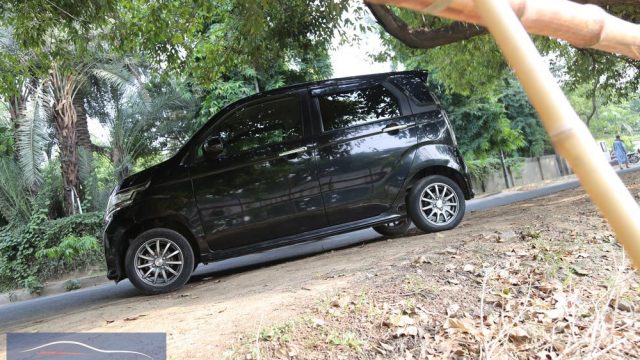 Honda N-WGN Custom