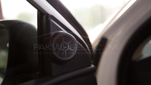 2017 Toyota Corolla Altis Grande CVT-i PakWheels Detailed Review And Photos