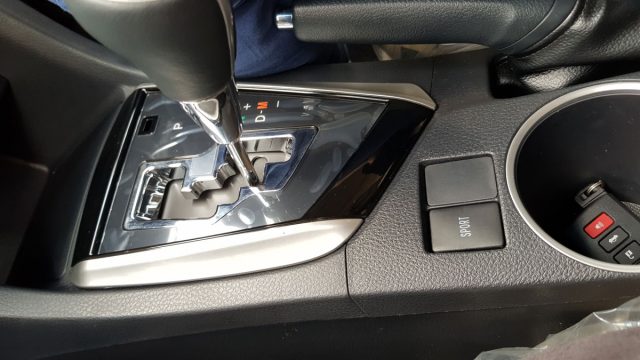 2017 Toyota Corolla Altis Grande CVT-i PakWheels Detailed Review And Photos