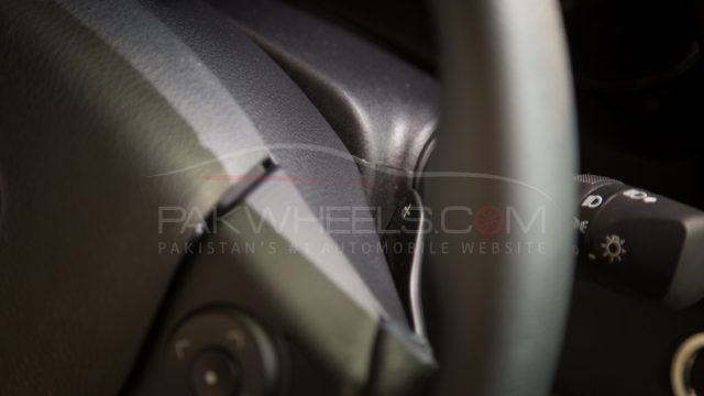 2017 Toyota Corolla Altis Grande CVT-i PakWheels Detailed Review And Photos