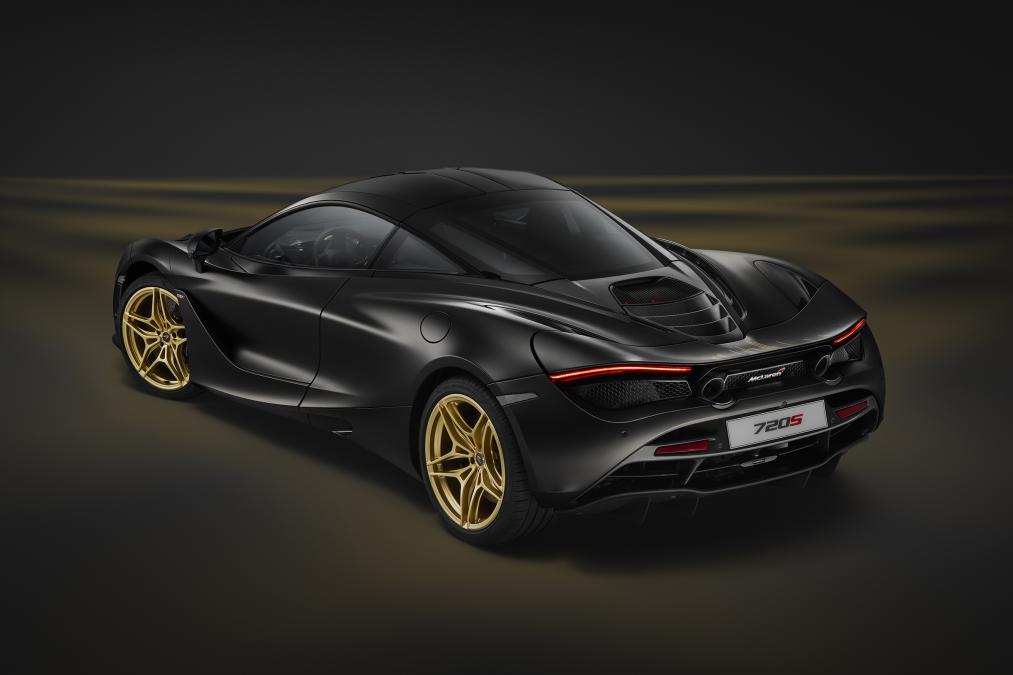 720s_dubai-on_grey_gold-3