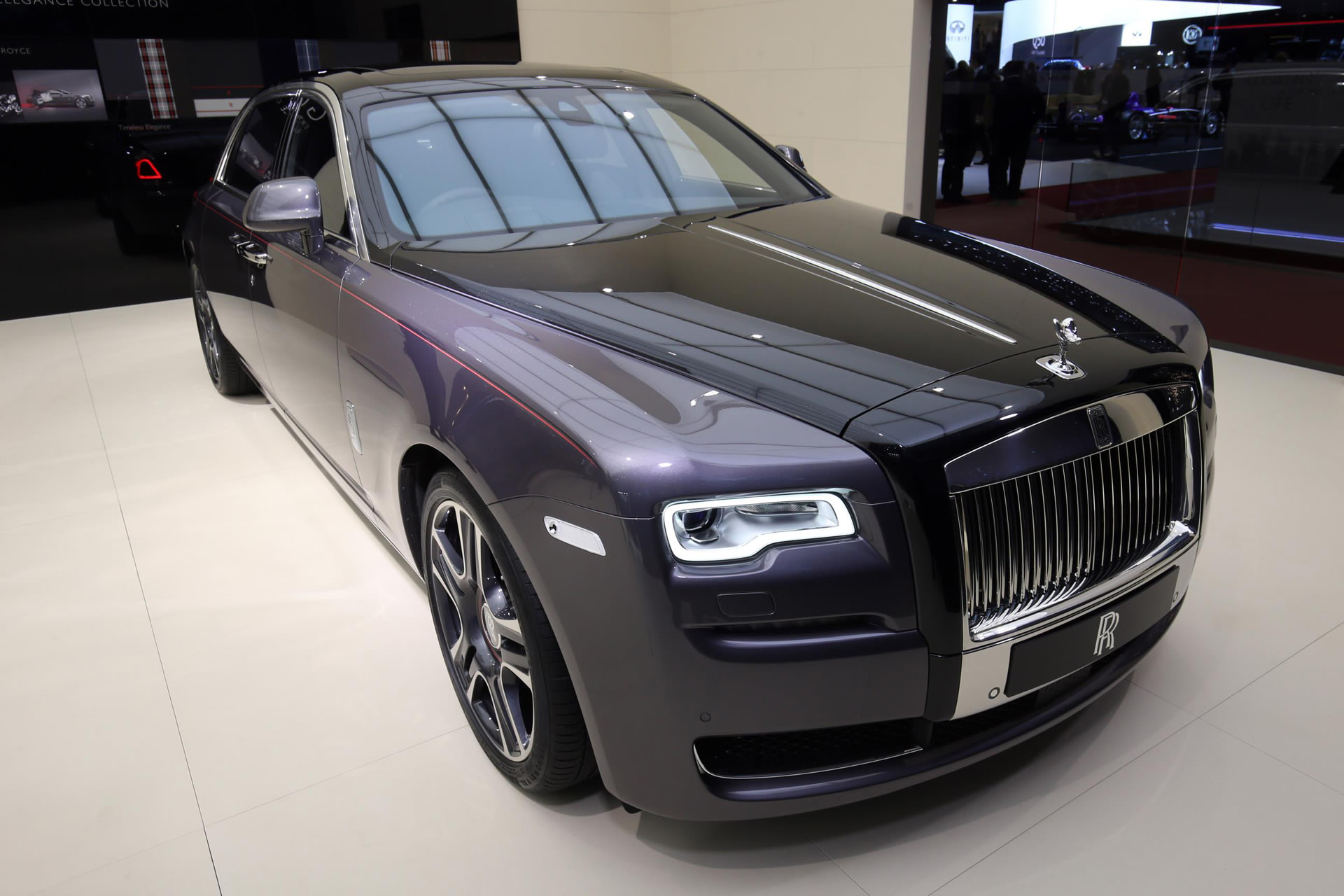 Say Hello to the Rolls Royce Ghost that has 1,000 crushed ...