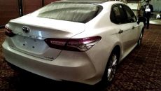 2018-toyota-camry-hybrid-soft-launch-3