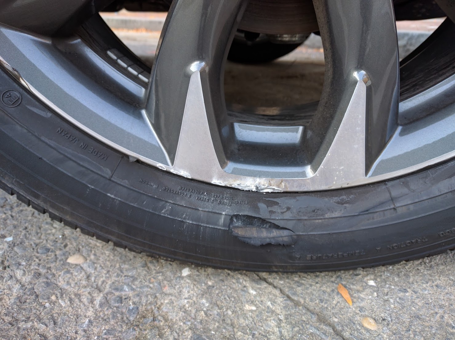 alloy wheels curb damage