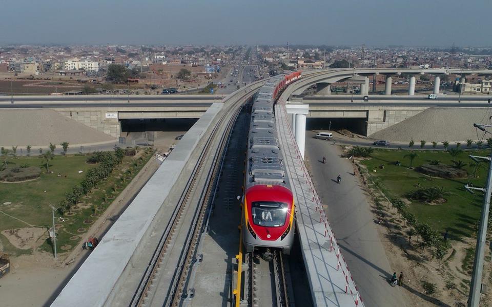 Beijing, China. 16th May, 2018. Photo taken on May 16, 2018 shows the  Orange Line Metro Train (OLMT) during a test run in eastern Pakistan's  Lahore. Credit: Jamil Ahmed/Xinhua/Alamy Live News Stock