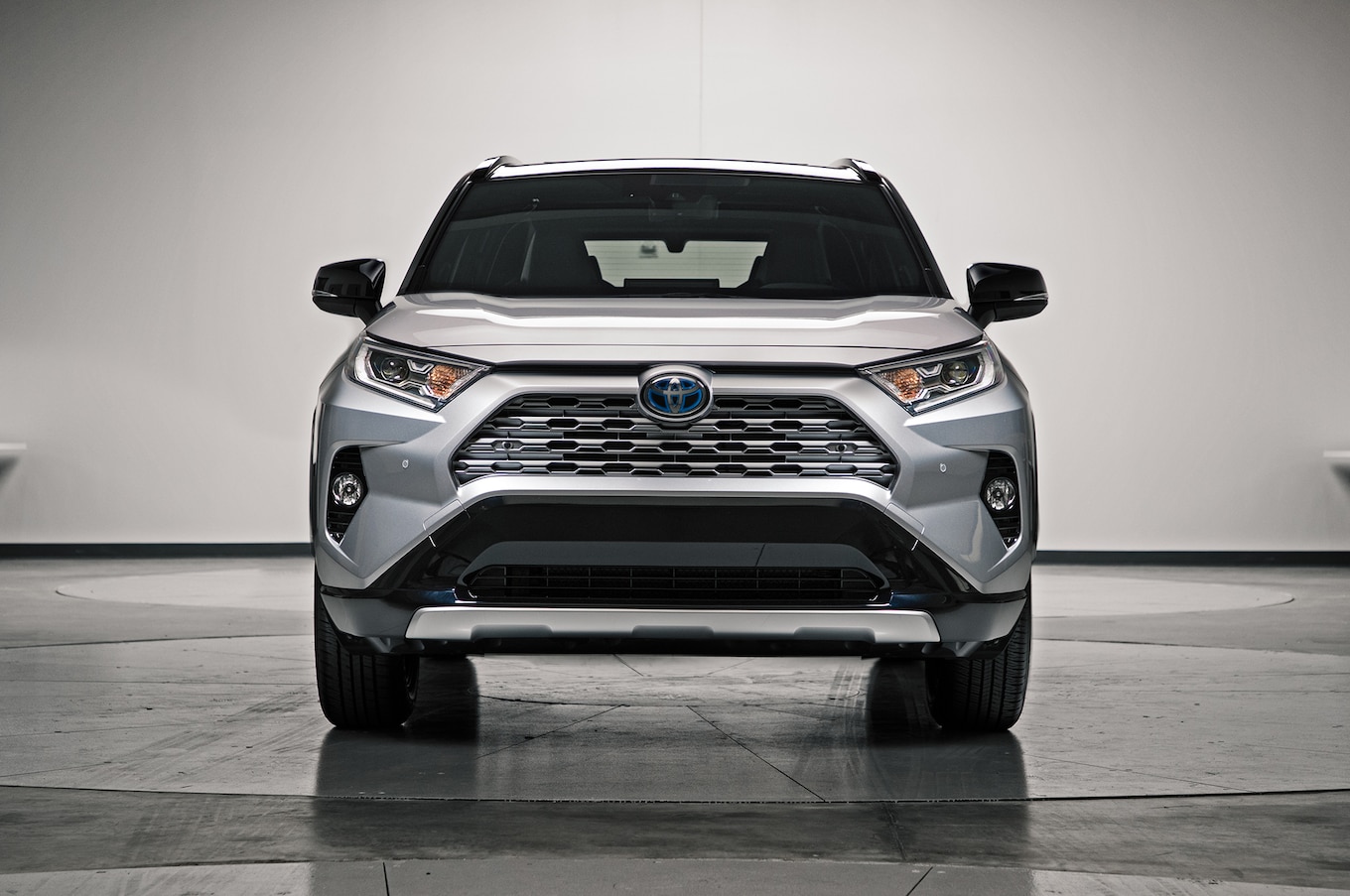 The new 2019 Toyota RAV4 revealed - PakWheels Blog