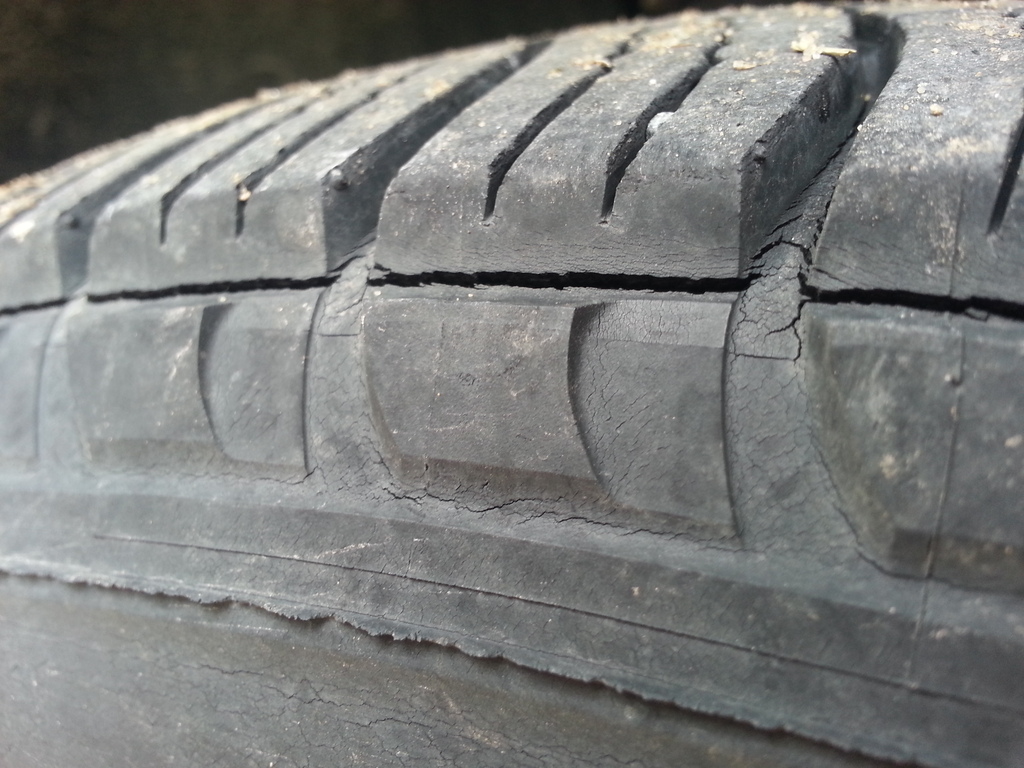 Tire cracking