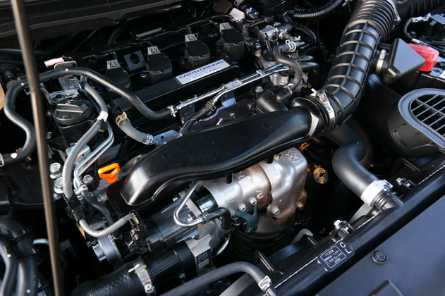 Honda Jade RS 2016 Engine