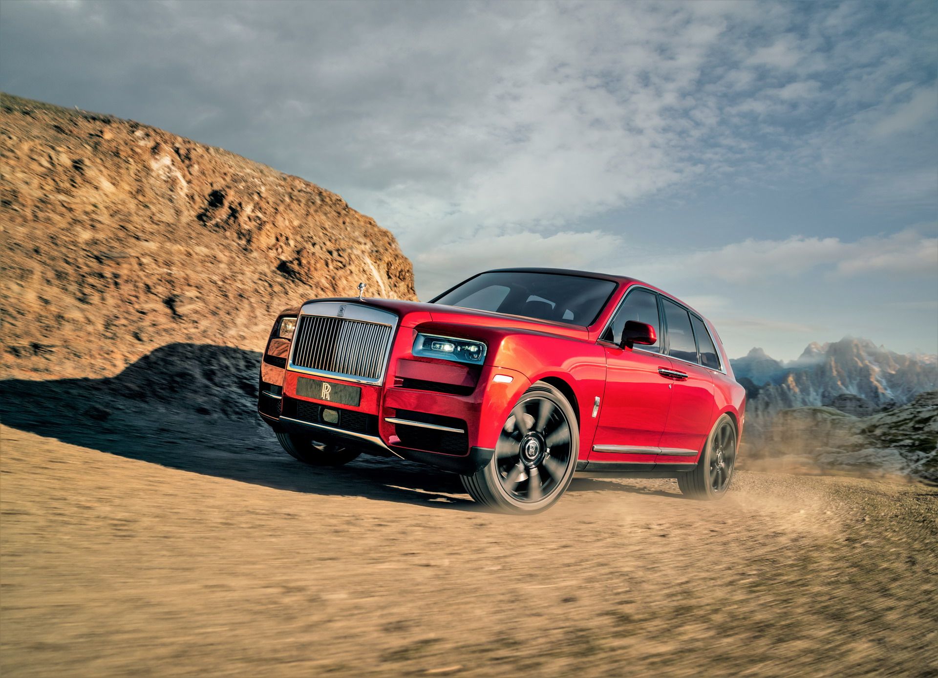 Take It Off Road The Ultra Luxury Rolls Royce Cullinan Revealed