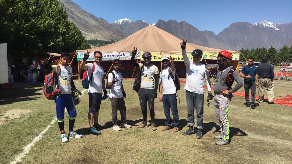 Tour De Khunjerab bicycle race is going on at its full pace in Pakistan ...