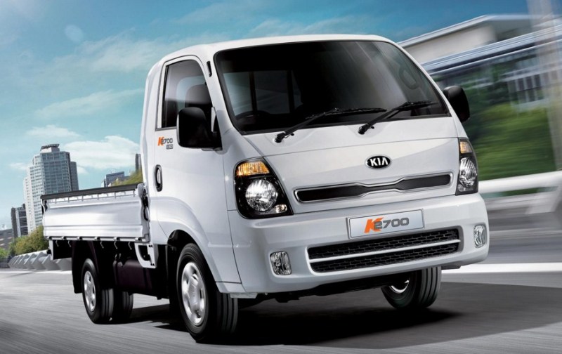 Kia K2700