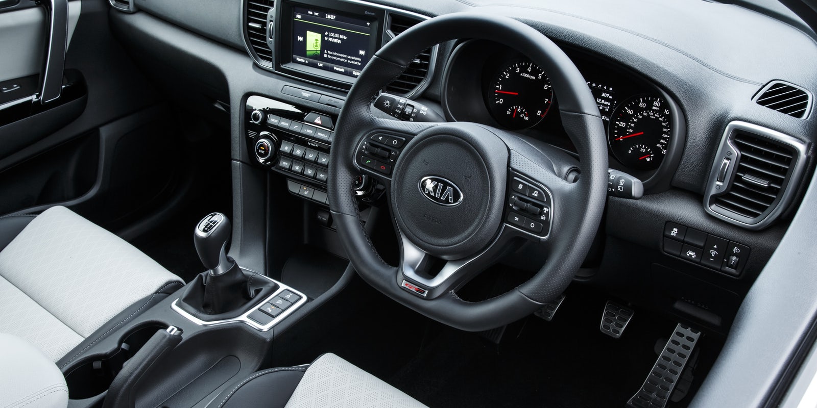 Kia-Sportage-interior