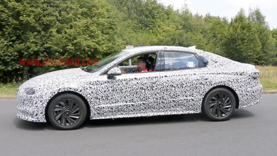 Hyundai Sonata 2020 spied lapping the Nürburgring 4