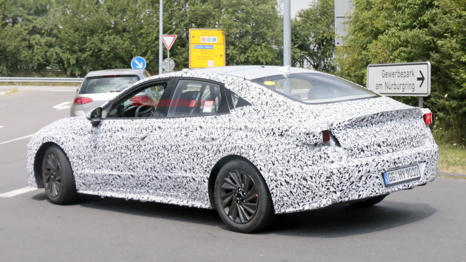 Hyundai Sonata 2020 spied lapping the Nürburgring 5