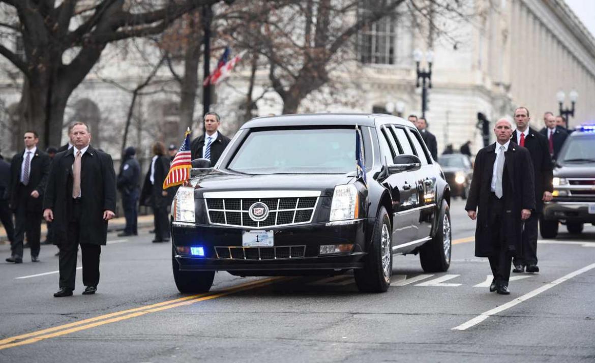 president trump state car the beast (11)