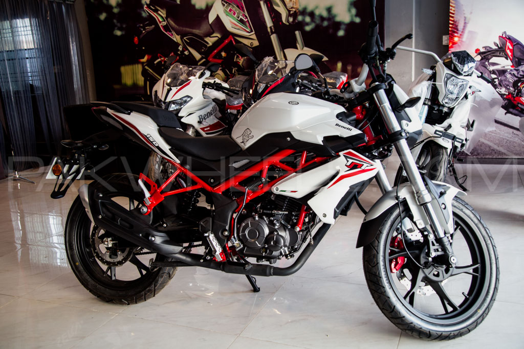 Benelli tnt on sale 150i price