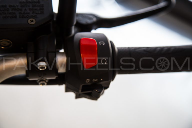 benelli tnt 150i review