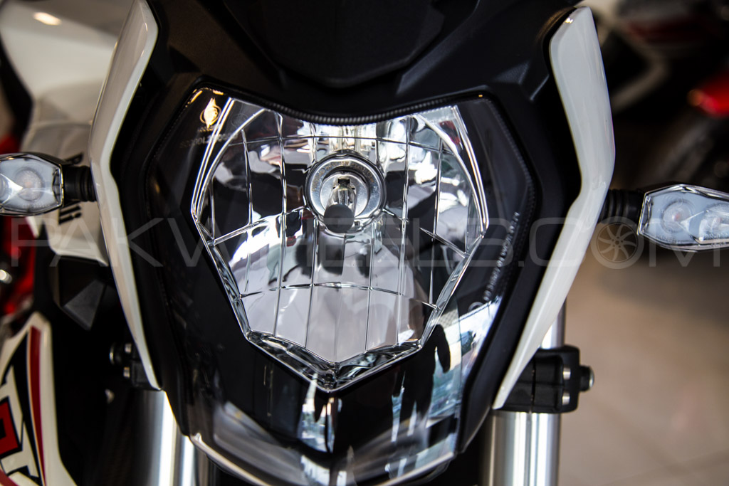 benelli-pakwheels-(6)
