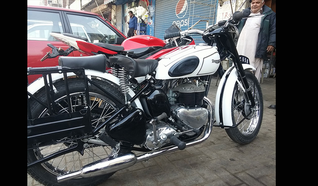 Triumph 500 Street Twin A tale of a bike restoration PakWheels Blog