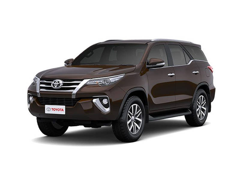 Toyota fortuner объем бака