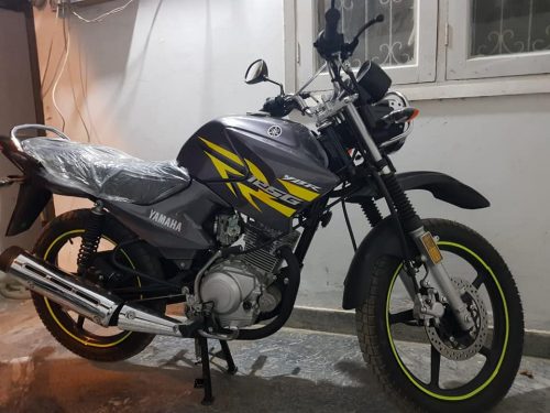 Yamaha YBR 125 G Night Fluo Edition - All you need to know! - PakWheels ...