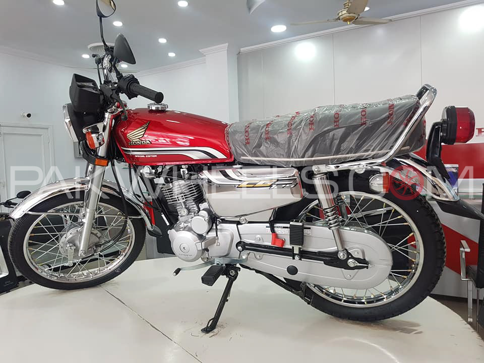 Atlas Honda Launches All New Cg 125 With Self Start Option And 5