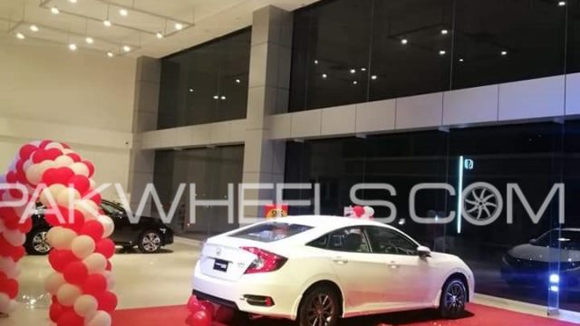 Honda Civic 1.5 VTEC Turbo Oriel