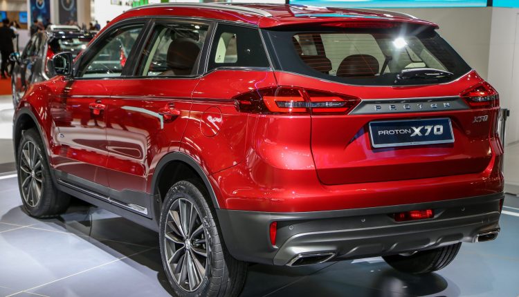 Proton X70 Red Exterior - Pakwheels Blog