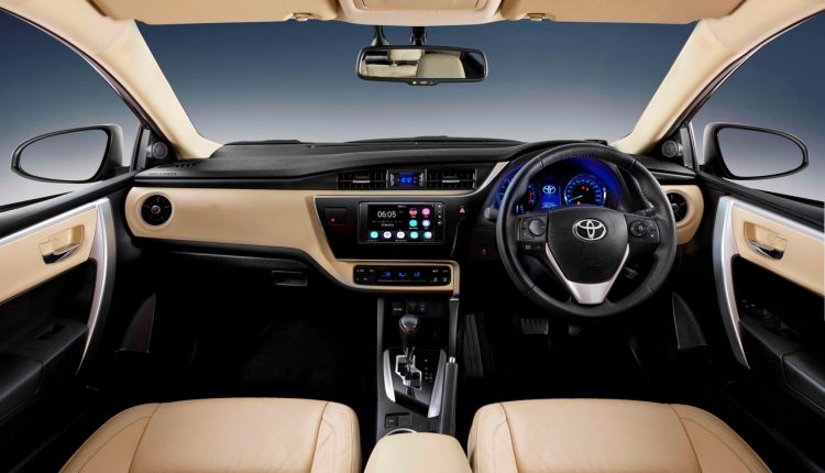 Toyota-Corolla-2017-facelift-dashboard
