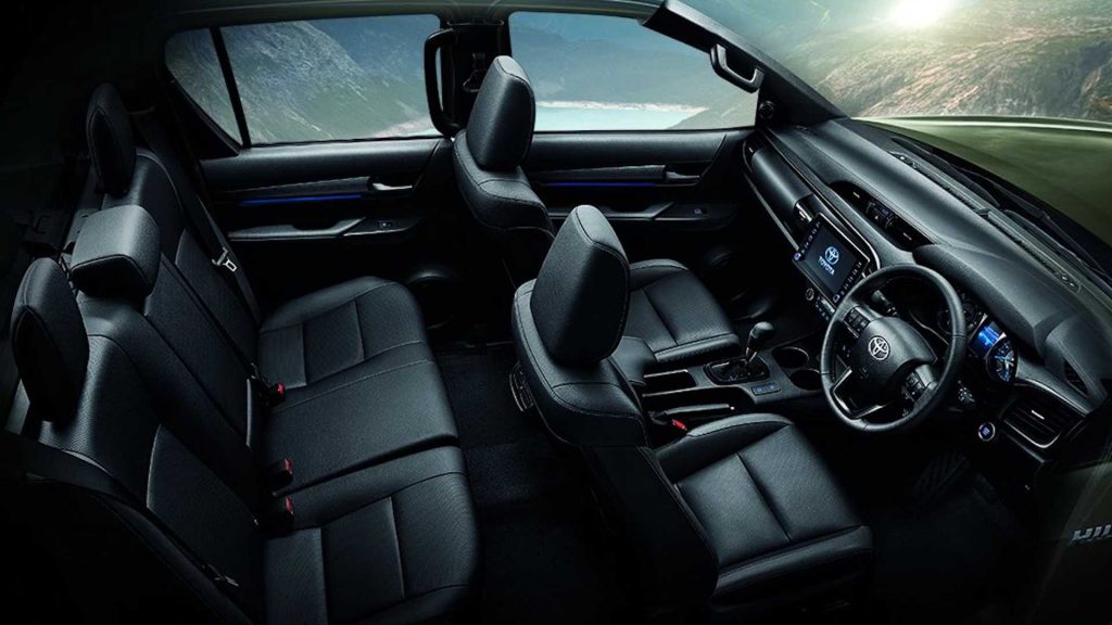 Toyota Hilux 2021 interior