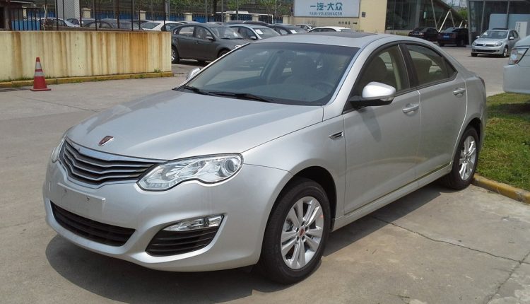 1200px-Roewe_550_facelift_01_China_2014-05-01
