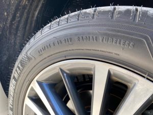 Car tyre reading