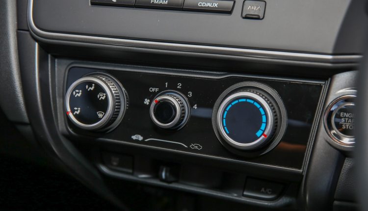 Honda_City_S_Int-6