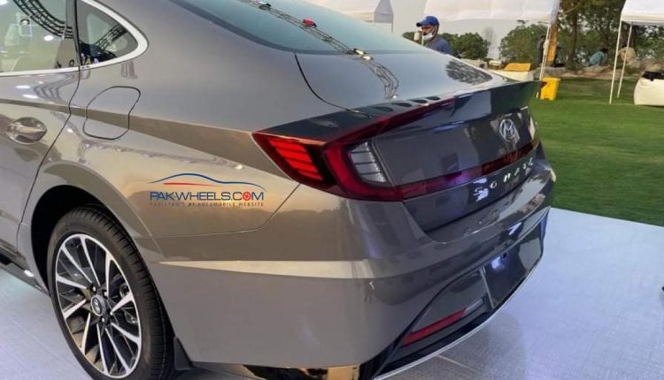 Hyundai Sonata (1)